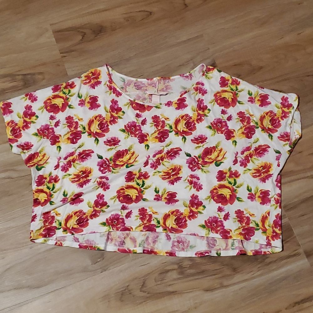 🔺️Victoria Secret White & Pink Floral Print Oversized Crop Short Sleeve Top XSm
